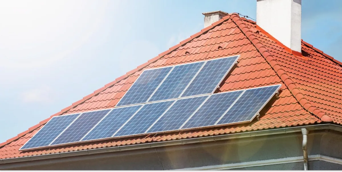 Fotovoltaické panely na streche